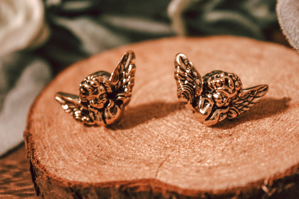 Antique Gold Angel Earring