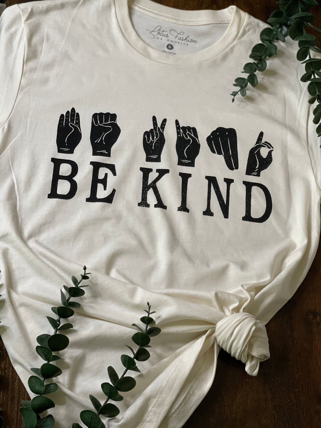 Be Kind Graphic Tee